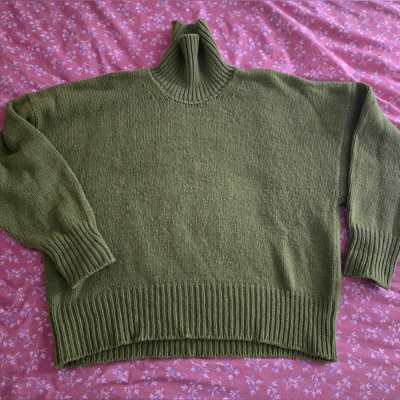 Babaa Eco Wool Jumper No17 in Olivera - Picture 2 of 5